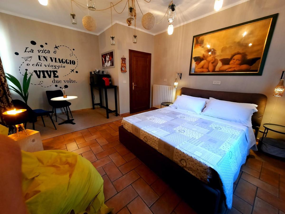 Leonaerdo Guests House